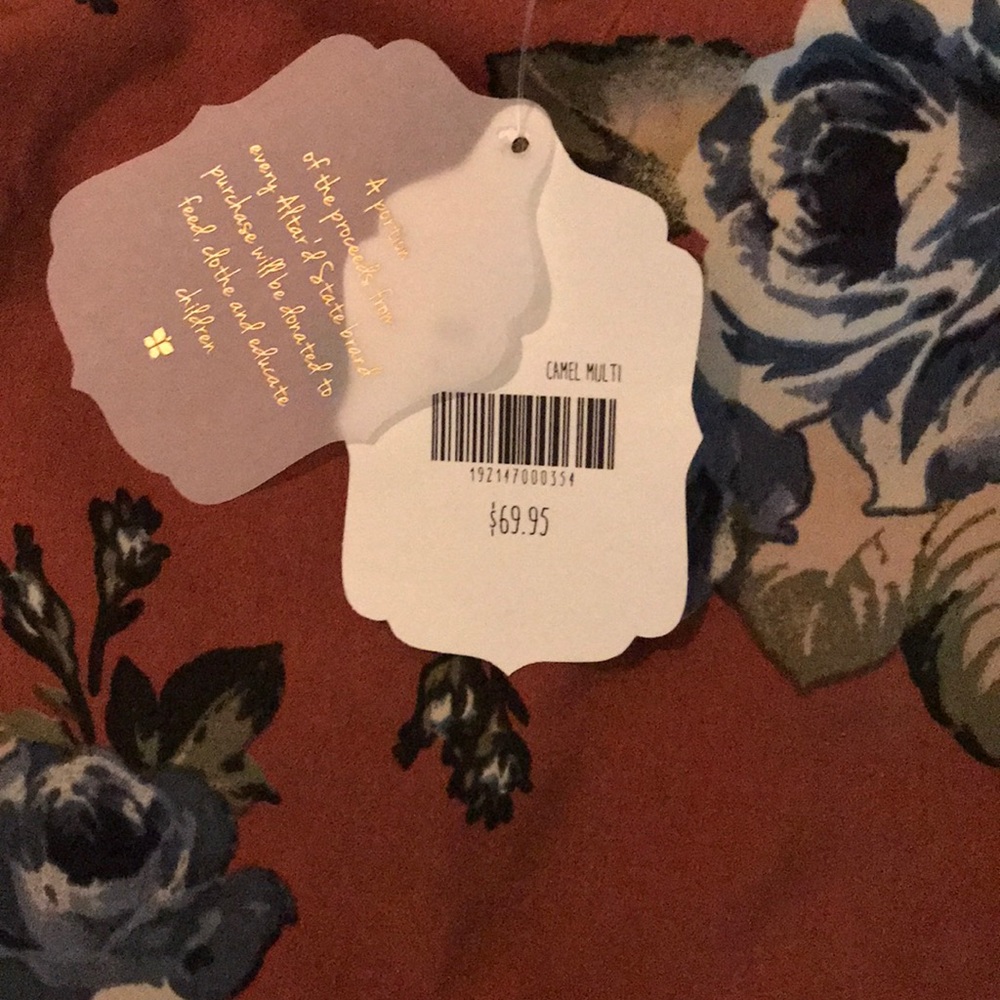 Altar’d State Dress - Picture 4 of 5